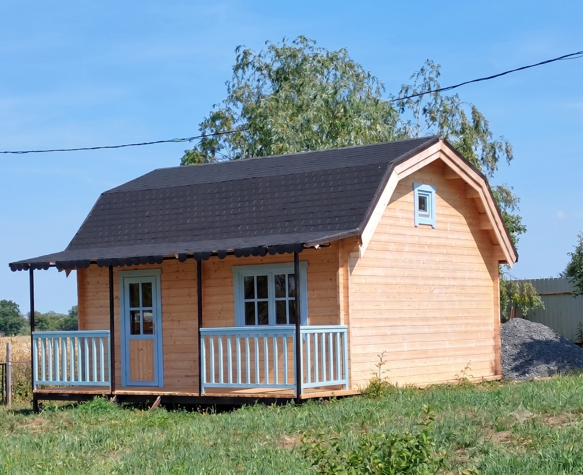 Bungalow — Mila 23